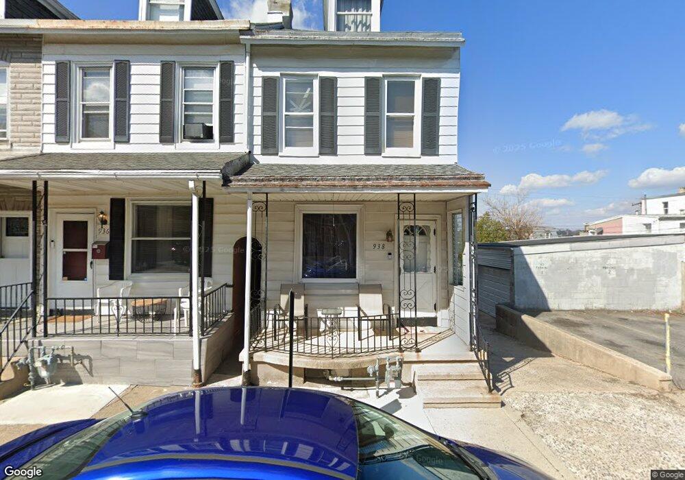 938 Locust St, Reading, PA 19604 - photo 1