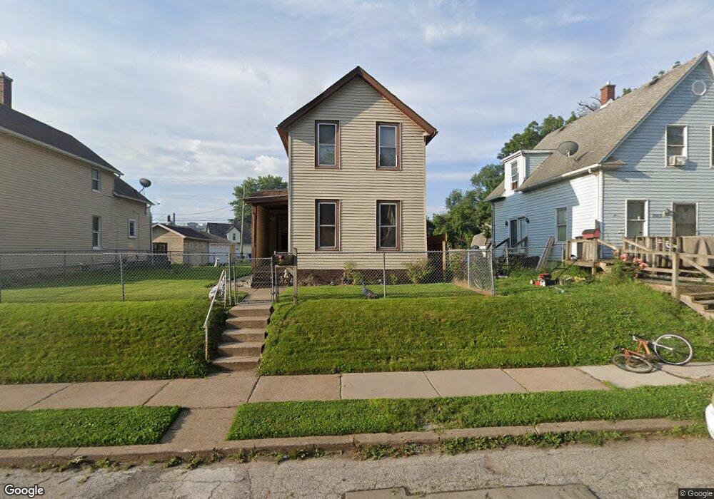 2009 Claussen St, Davenport, IA 52802 - photo 1