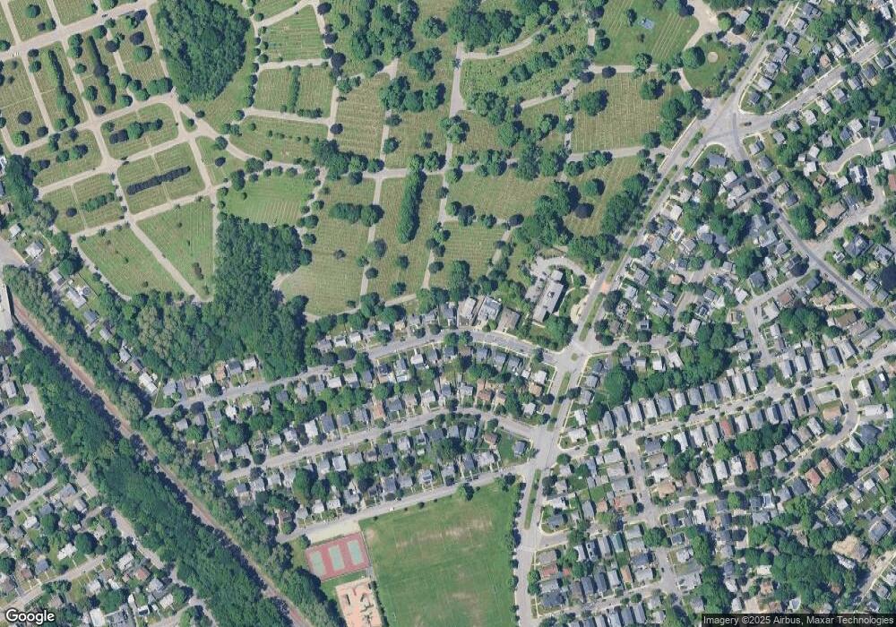 37 Roberts Rd, Medford, MA 02155 - photo 1