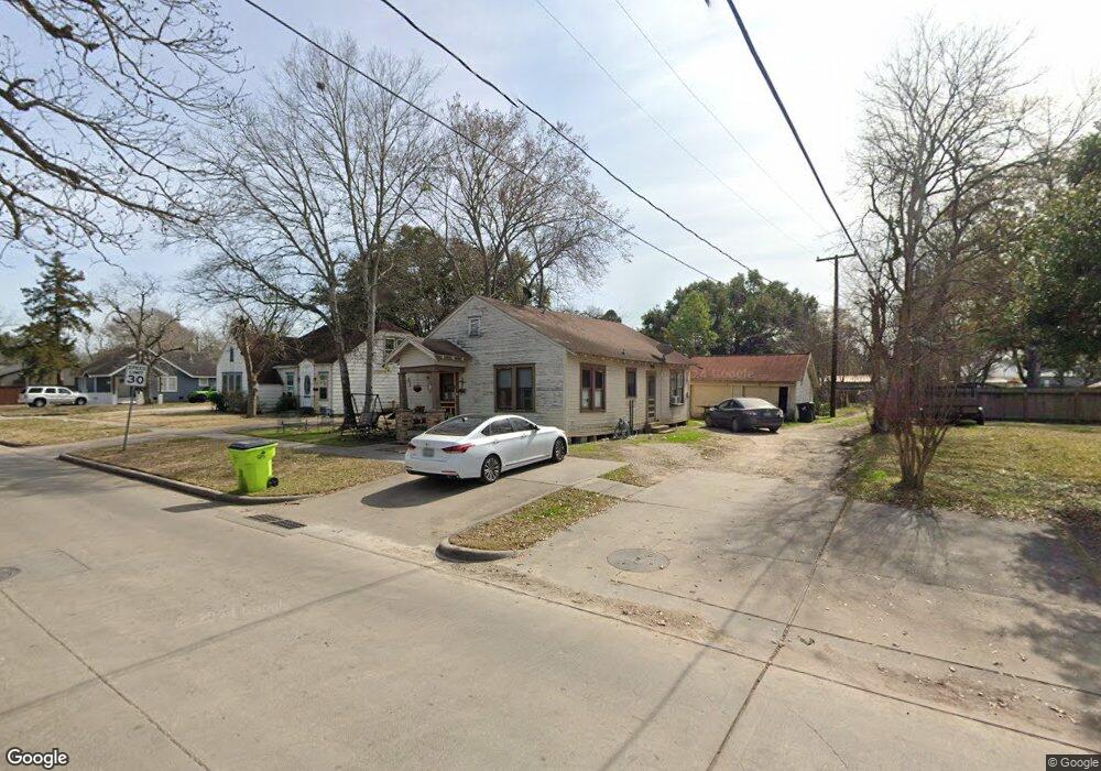 2110 Avenue M, Rosenberg, TX 77471 - photo 1