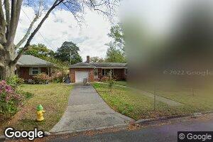 122 E 60th St, Savannah, GA 31405