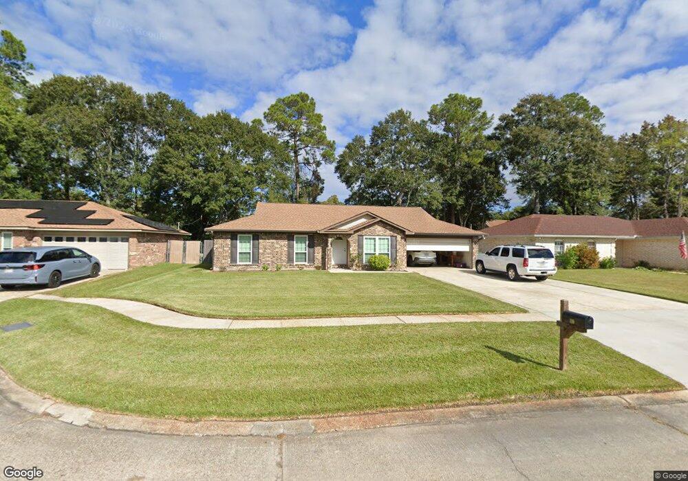 110 Wellington Ln, Slidell, LA 70458 - photo 1