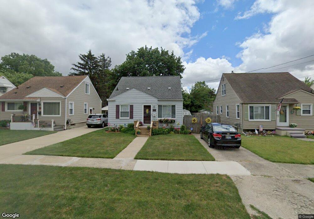 2717 Brandon St, Flint, MI 48503 - photo 1