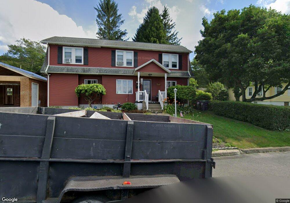 126 Grove St, McAdoo, PA 18237 - photo 1