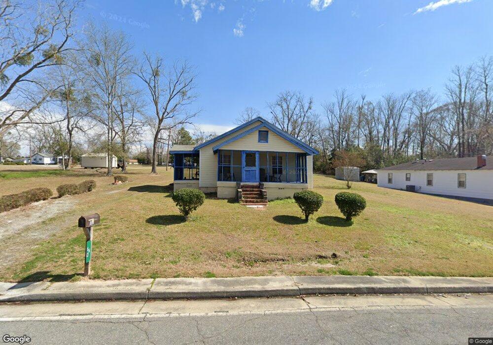 56 N First Ave, Mc Rae, GA 31055 - photo 1