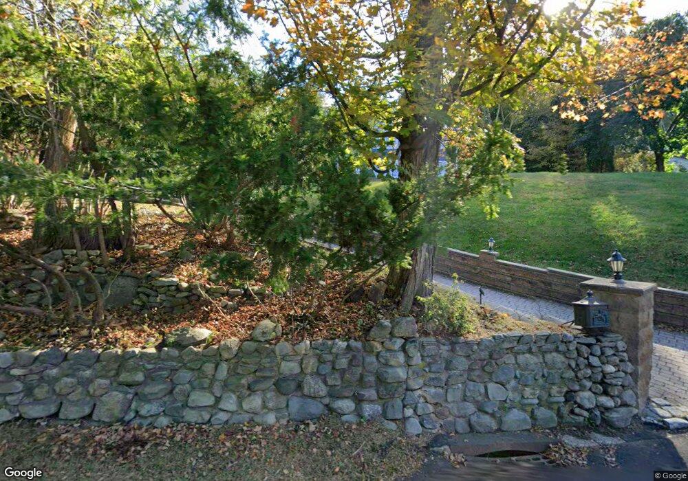 458 E Saddle River Rd, Upper Saddle River, NJ 07458 - photo 1