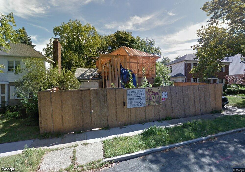 82-23 190th St, Hollis, NY 11423 - photo 1