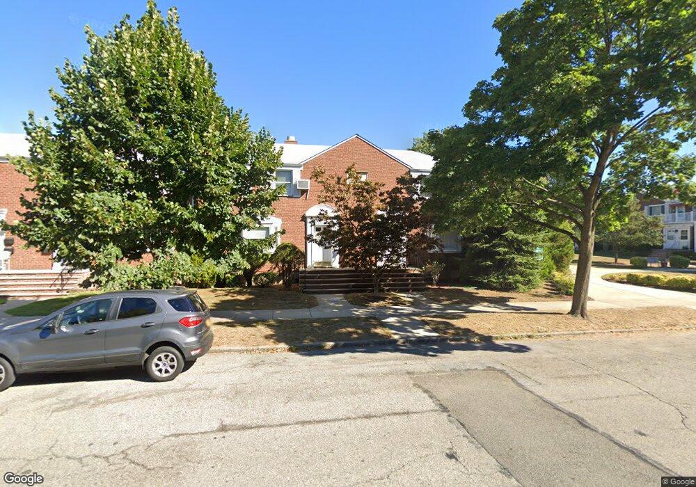 26111 Langston Ave unit upper, Glen Oaks, NY 11004 - photo 1