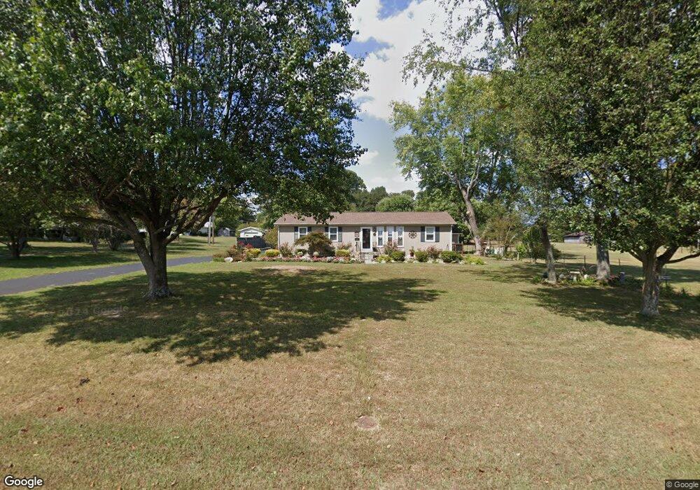 1418 Bay View Dr, Cookeville, TN 38506 - photo 1