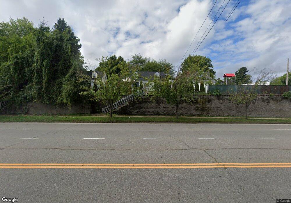 733 Silas Deane Hwy, Wethersfield, CT 06109 - photo 1