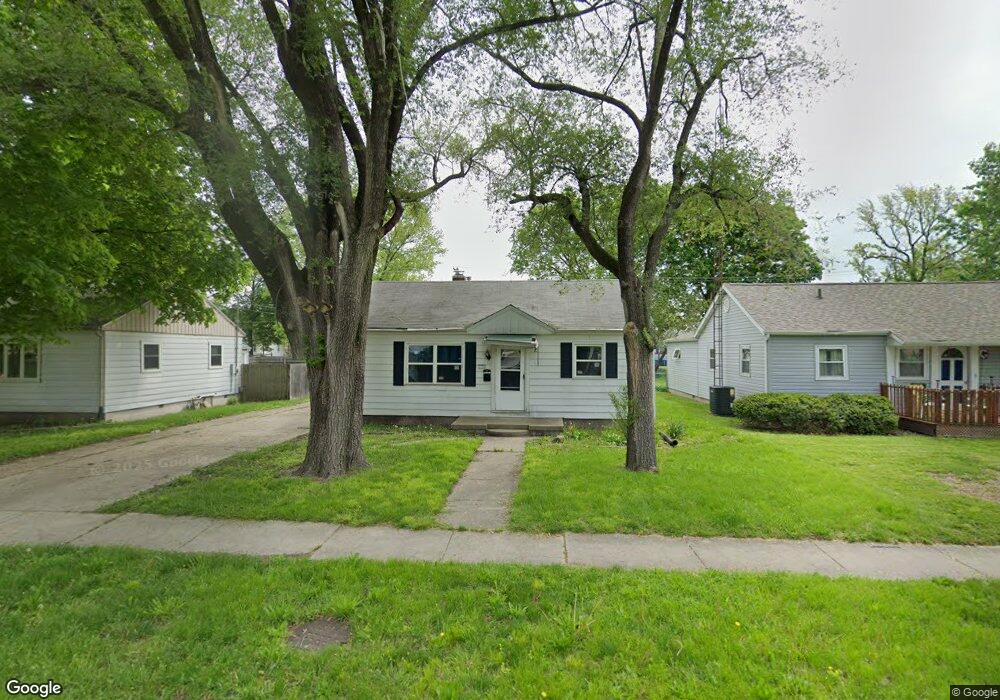 1220 S 14th St, Mattoon, IL 61938 - photo 1