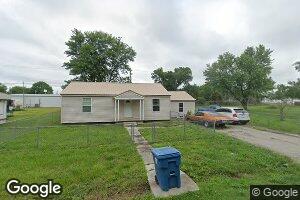 212 S Main St, Quapaw, OK 74363