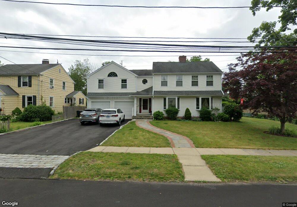 12 Ludlowe Rd, Fairfield, CT 06824 - photo 1