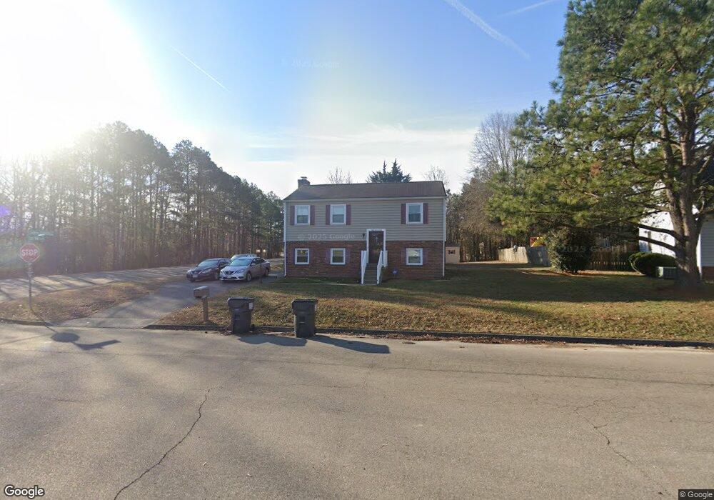 5601 Sara Kay Dr, North Chesterfield, VA 23237 - photo 1