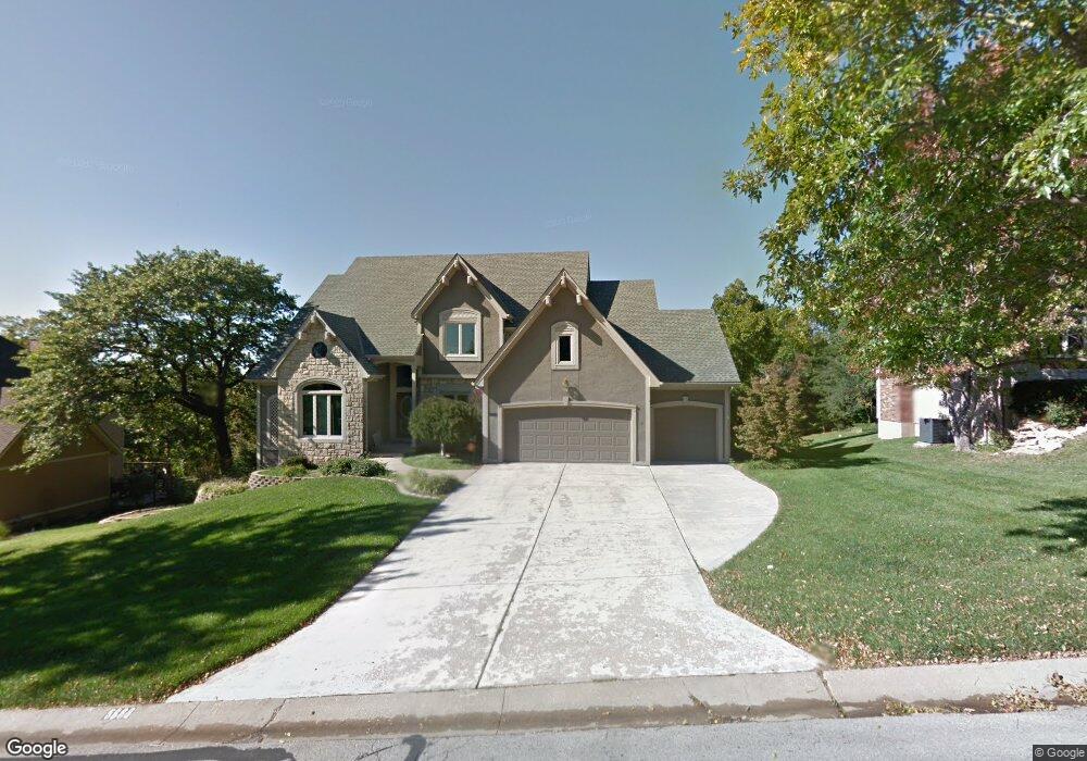 5608 Widmer Rd, Shawnee, KS 66216 - photo 1