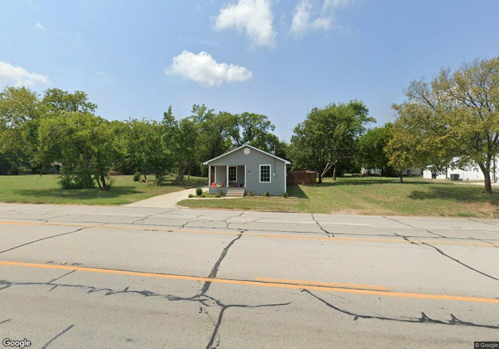 1205 N Kaufman St, Ennis, TX 75119 - photo 1