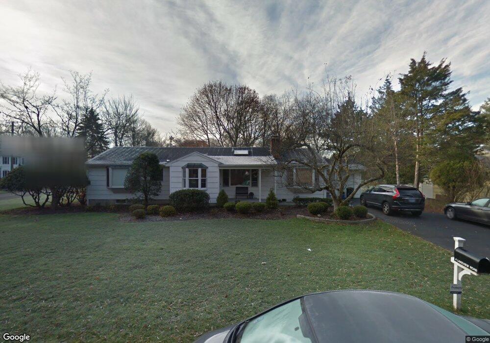 4 Lakeview Rd, Westport, CT 06880 - photo 1