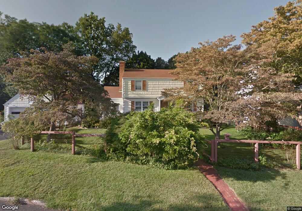 25 Hendrie Ct, Stamford, CT 06902 - photo 1