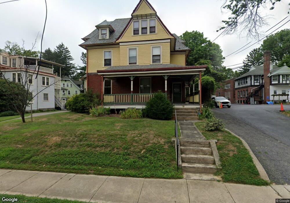 19 W Stewart Ave unit ThirdFloor, Lansdowne, PA 19050 - photo 1