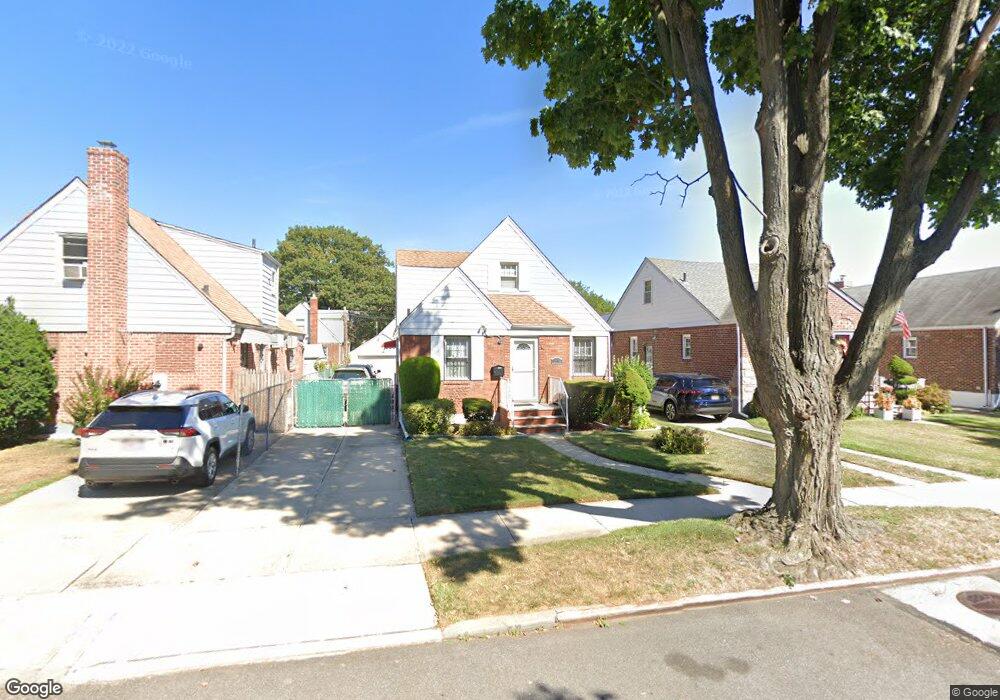 8109 247th St, Bellerose, NY 11426 - photo 1