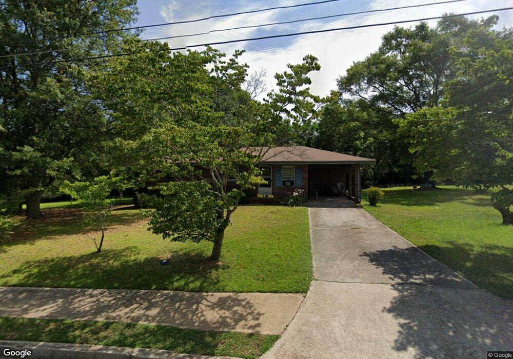 252 Carver Dr, Social Circle, GA 30025 - photo 1