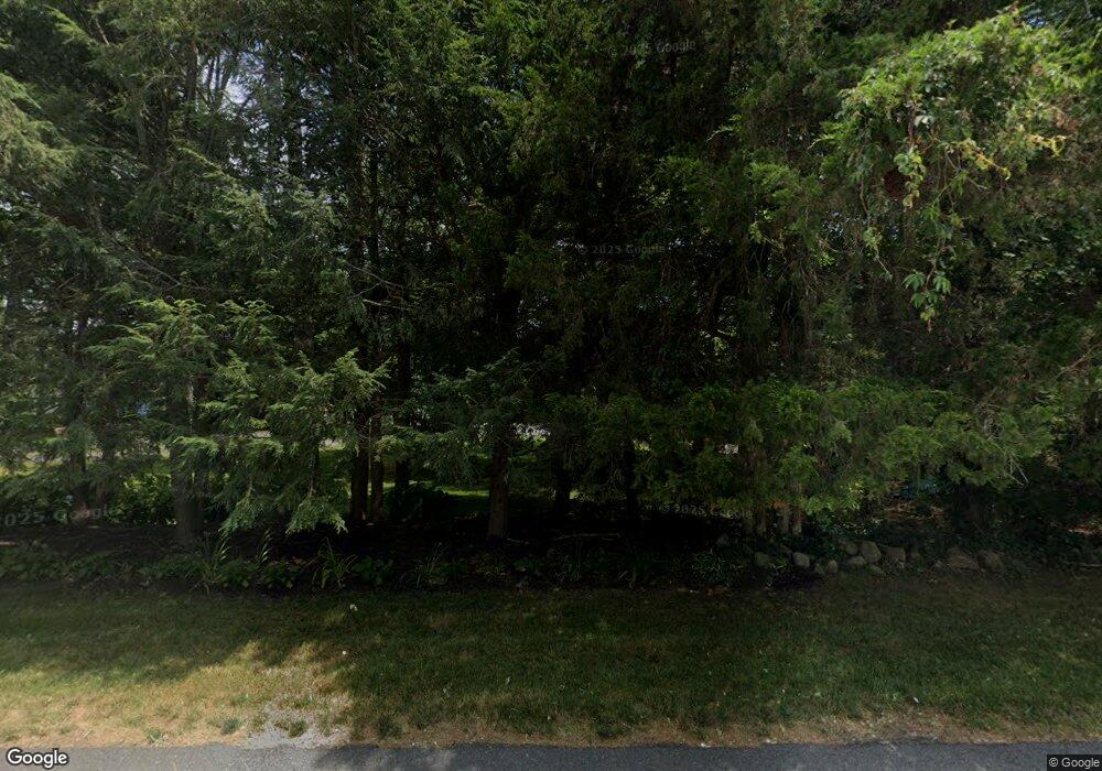 574 Fisher St, Walpole, MA 02081 - photo 1