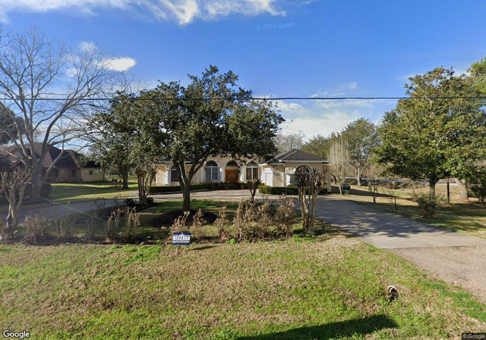 2002 Shady Oaks Ln, Rosenberg, TX 77471 - photo 1