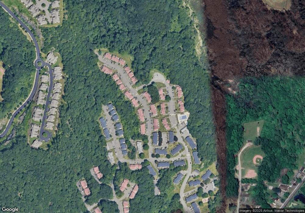 35 Deer Run, Bethel, CT 06801 - photo 1