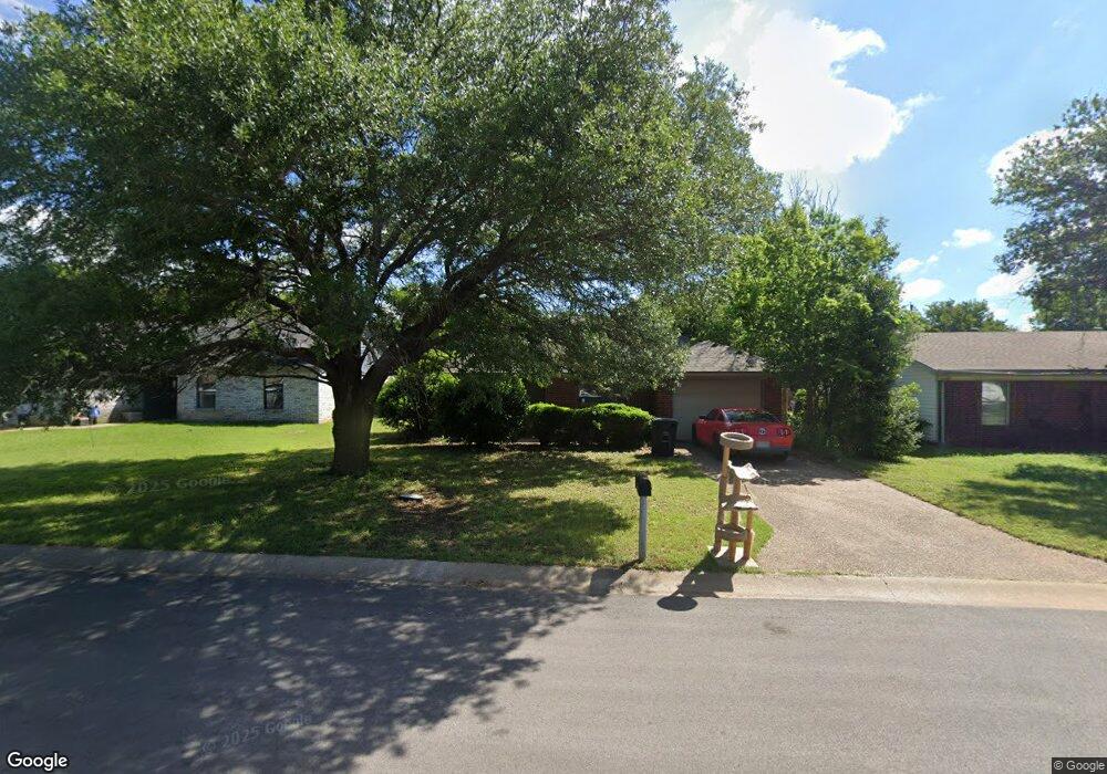 210 Willana Ct, Cleburne, TX 76033 - photo 1