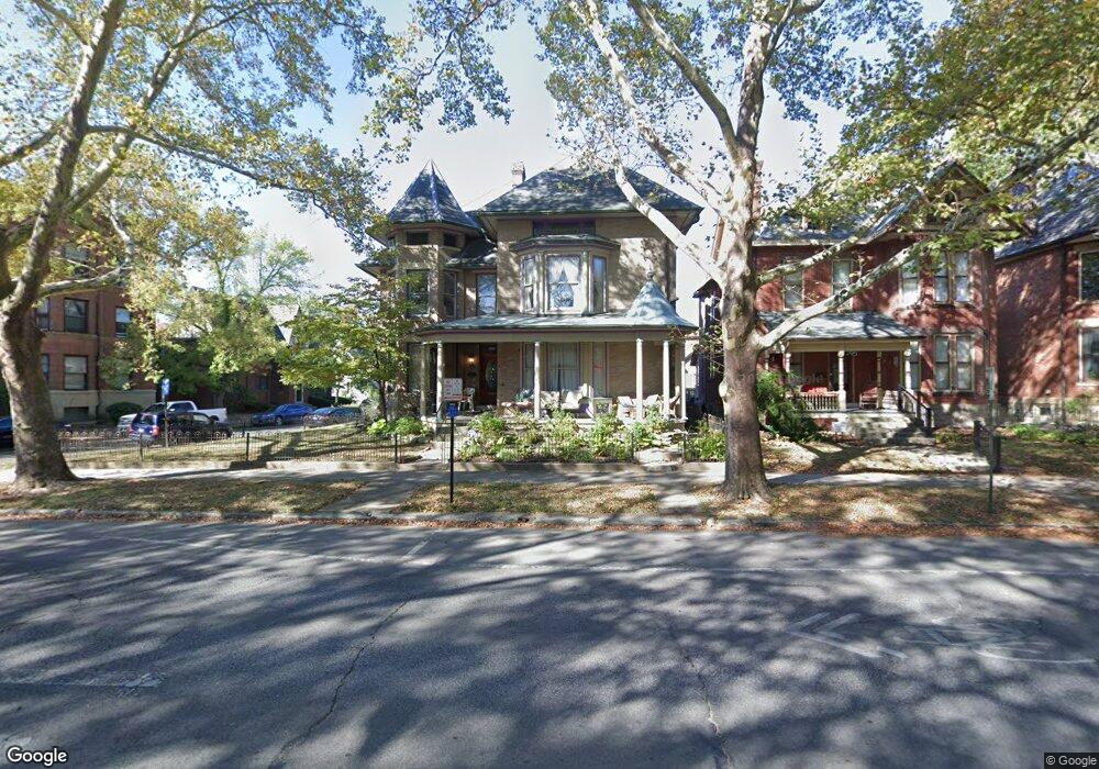 839 Neil Ave unit 843, Columbus, OH 43215 - photo 1