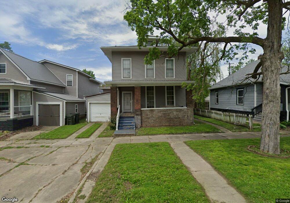 417 S 15th St, Mattoon, IL 61938 - photo 1
