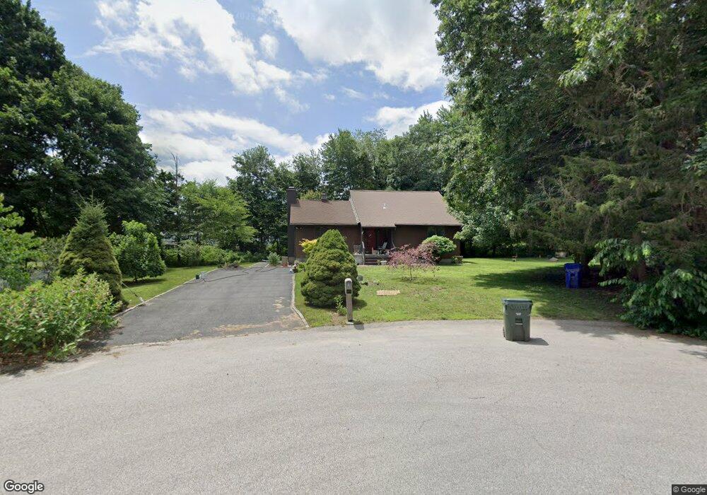 2 Juniper Ct, Bristol, RI 02809 - photo 1