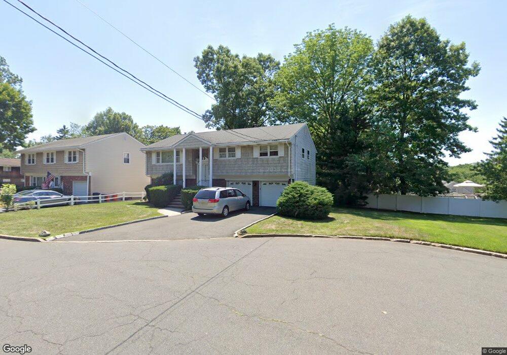 10 Hallet Ct, Dumont, NJ 07628 - photo 1