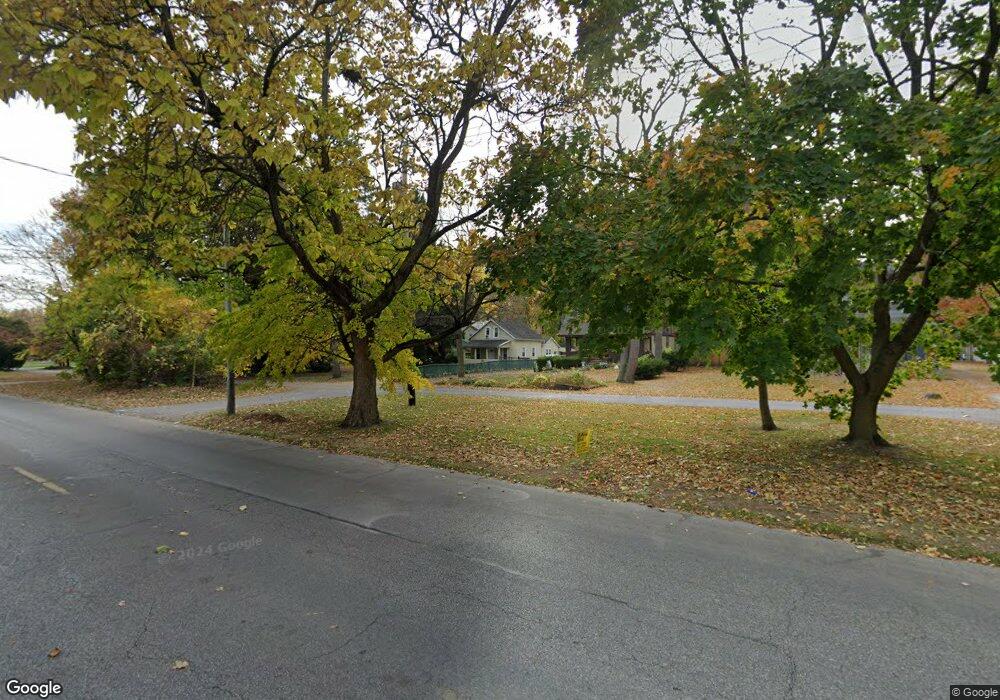 2307 Tremainsville Rd, Toledo, OH 43613 - photo 1