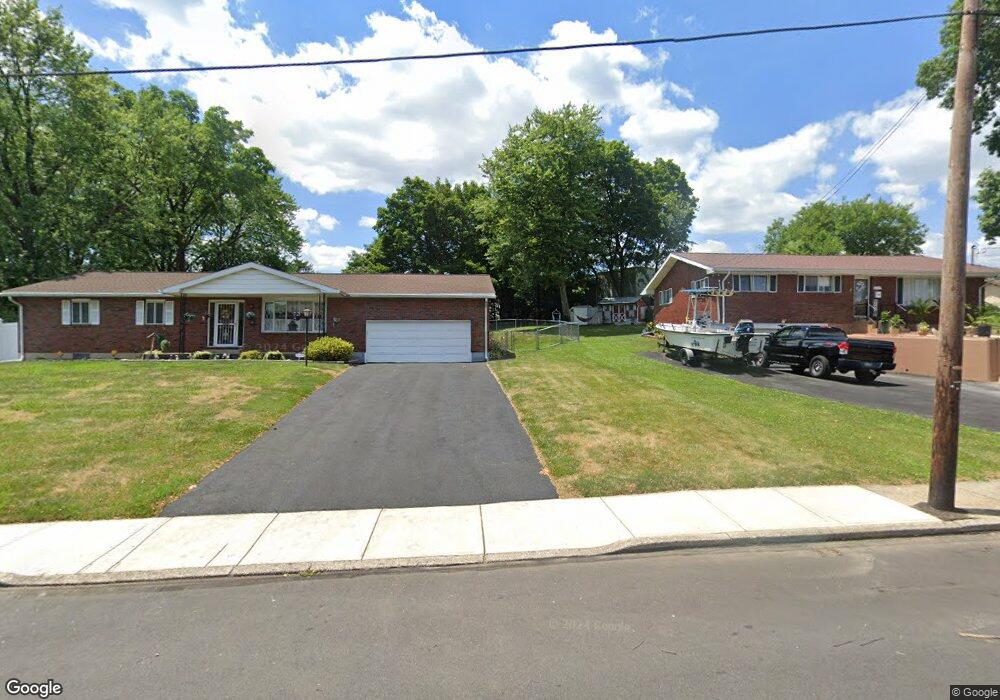 928 S Front St, Allentown, PA 18103 - photo 1