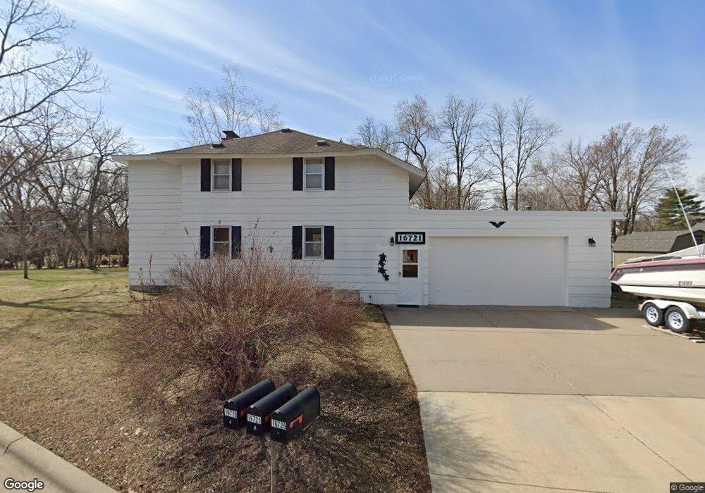 16721 Prospect Place, Wayzata, MN 55391 - photo 1