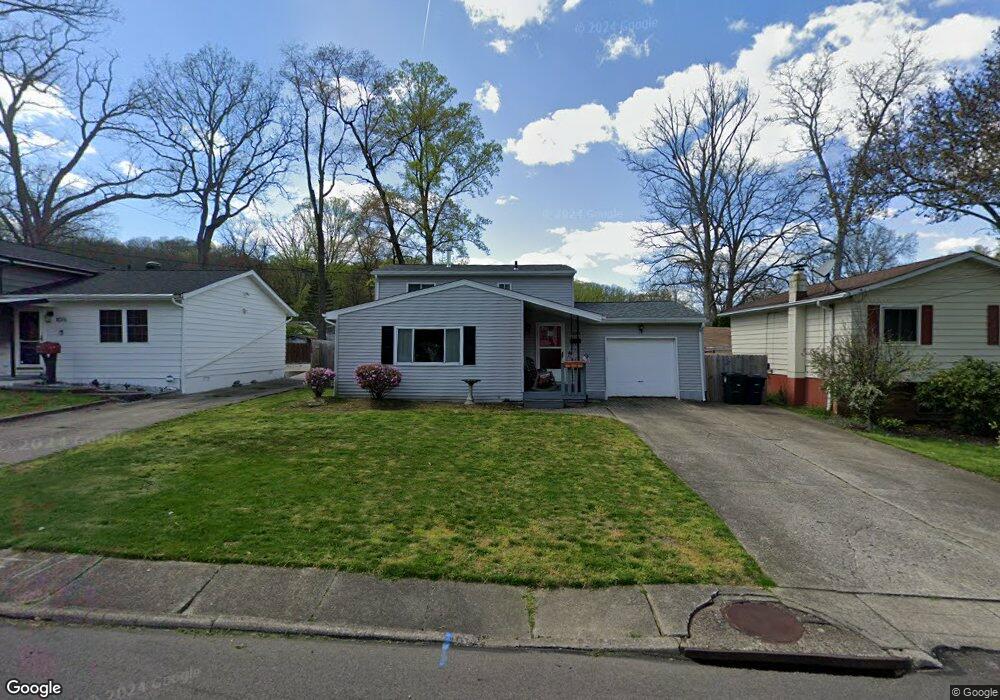 1082 Karen Dr, Akron, OH 44313 - photo 1