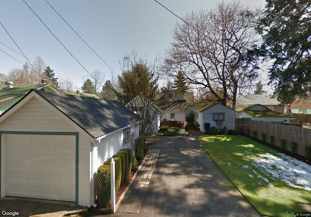 1017 16th St NE, Salem, OR 97301 - photo 1