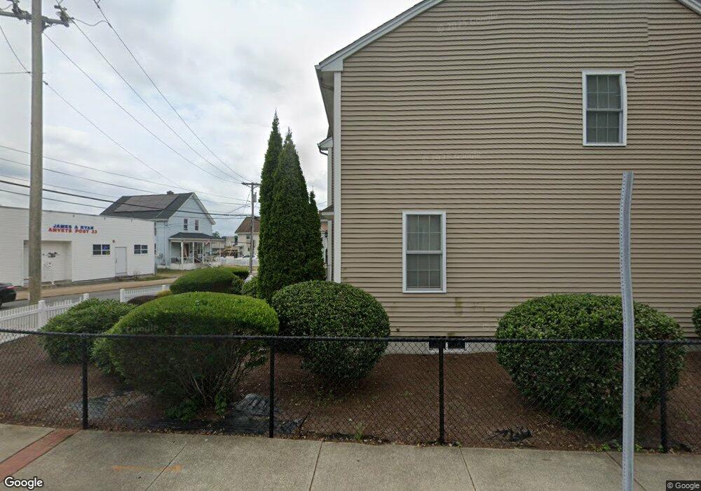 137 S Bend St unit 9, Pawtucket, RI 02860 - photo 1