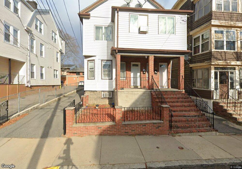 15 Sewall St unit 1, Somerville, MA 02145 - photo 1