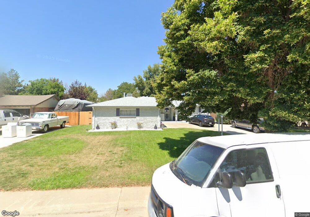 463 Oswego St, Aurora, CO 80010 - photo 1