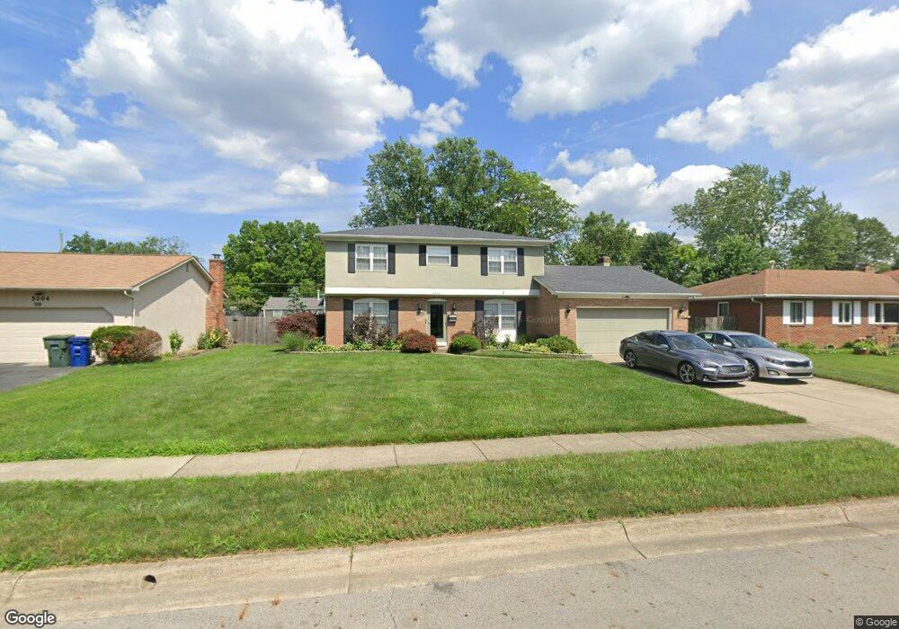 4994 Shadycrest Rd, Columbus, OH 43229 - photo 1