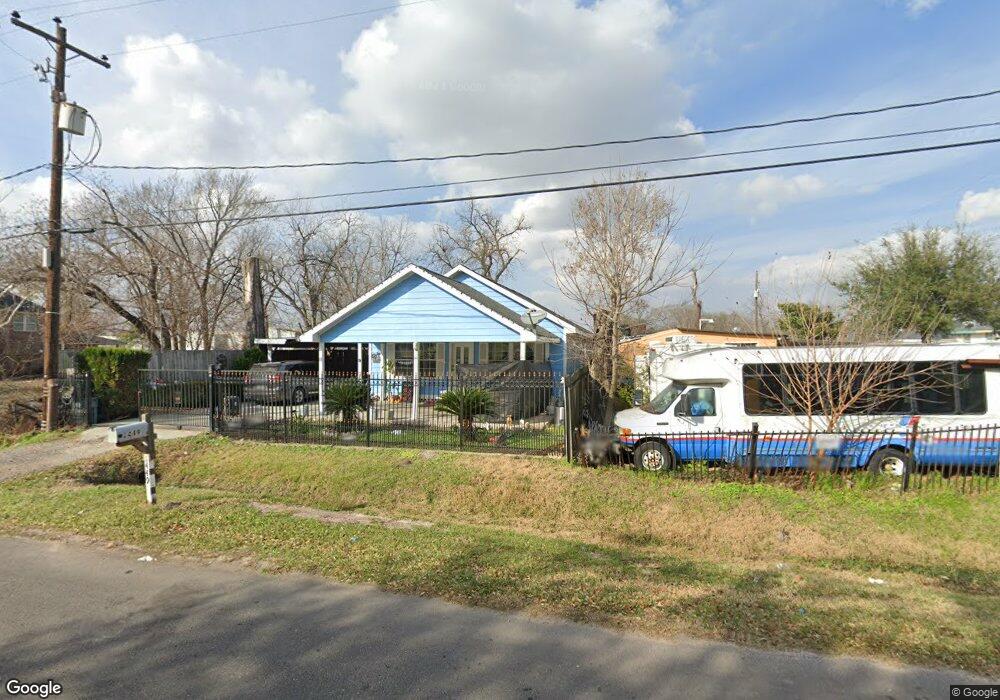 1449 Cromwell St, Houston, TX 77093 - photo 1