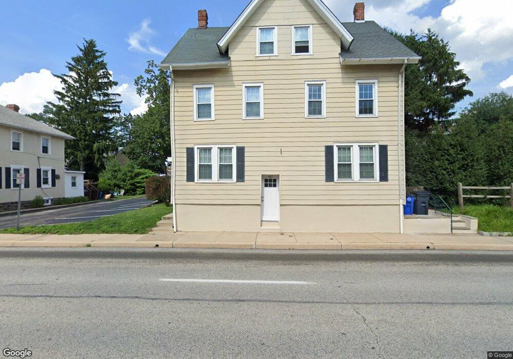 917 County Line Rd unit A, Bryn Mawr, PA 19010 - photo 1