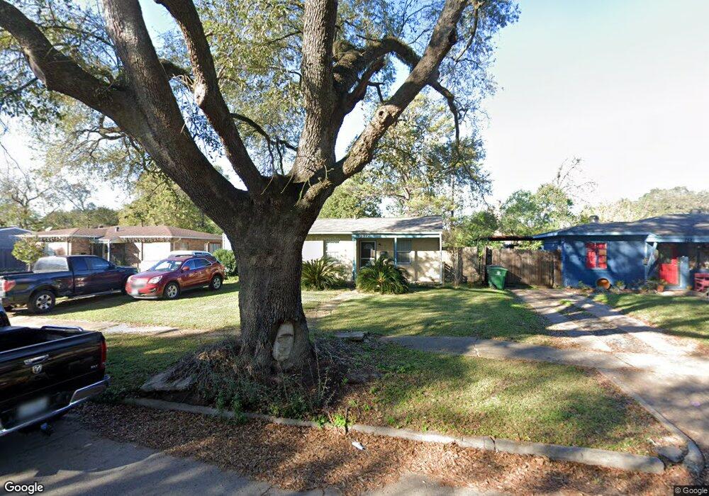 7517 Moline St, Houston, TX 77087 - photo 1