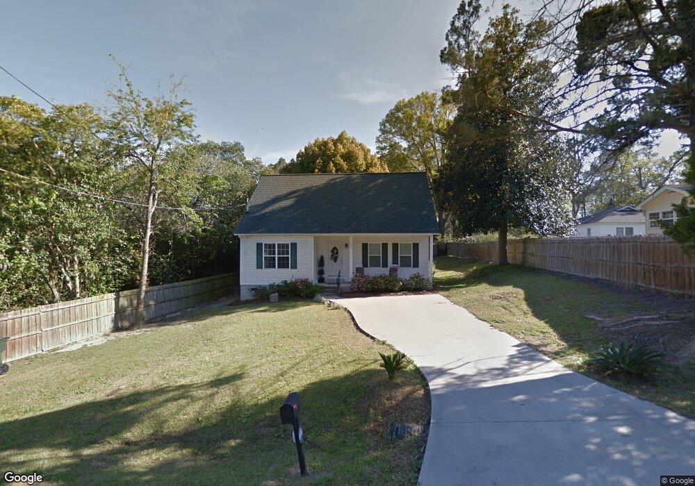 704 Leon St E, Douglas, GA 31533 - photo 1