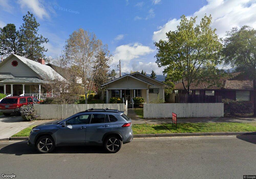 310 NW D St, Grants Pass, OR 97526 - photo 1