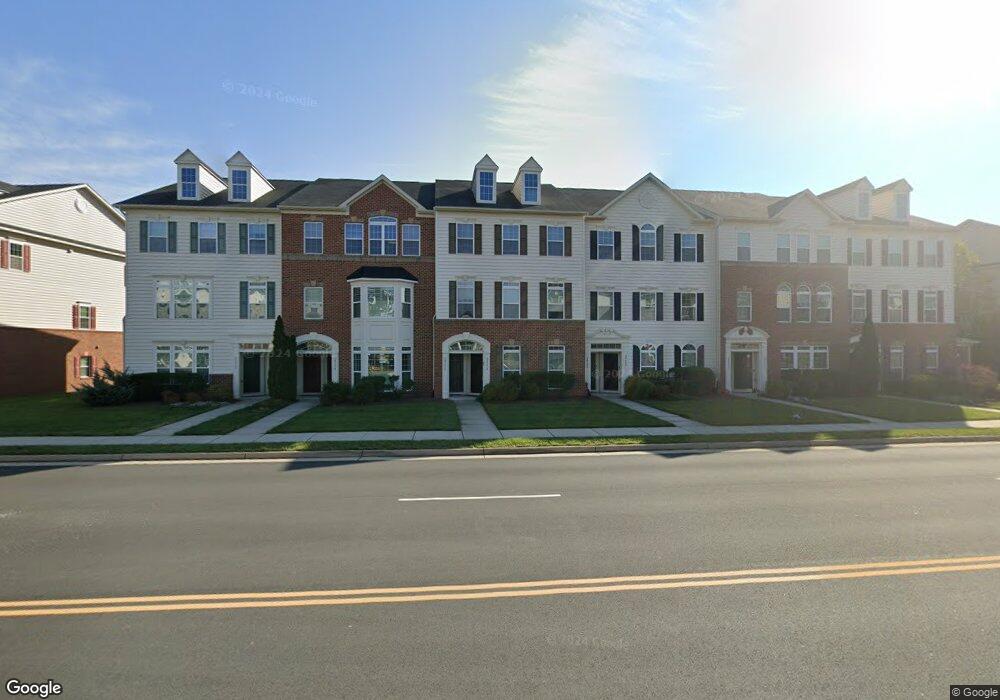 24674 Hutchinson Farm Dr, Sterling, VA 20166 - photo 1