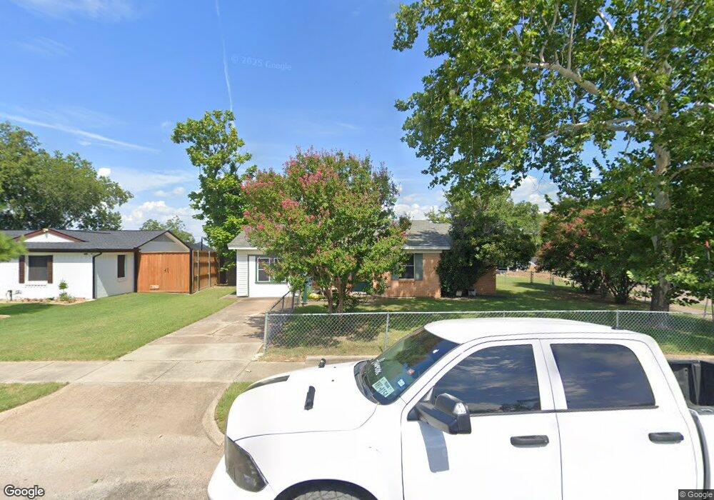 2028 Mount Pleasant Dr, Mesquite, TX 75149 - photo 1