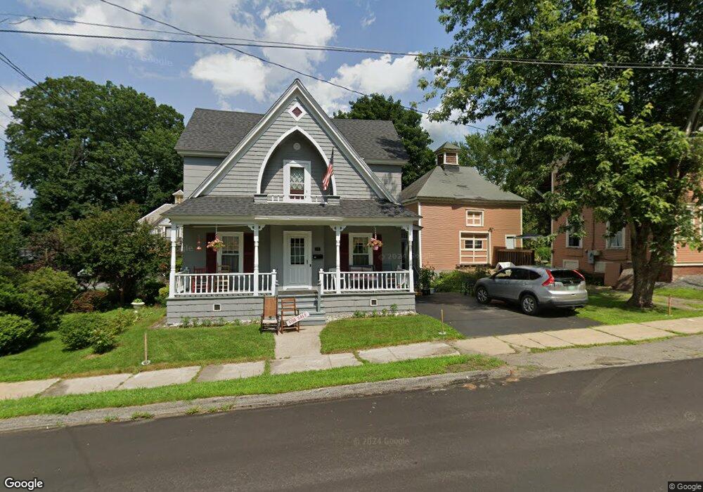 28 Pine St, Bellows Falls, VT 05101 - photo 1